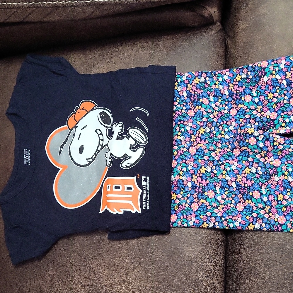 Team Athletics Snoopy Kids Tee - Navy and Orange.